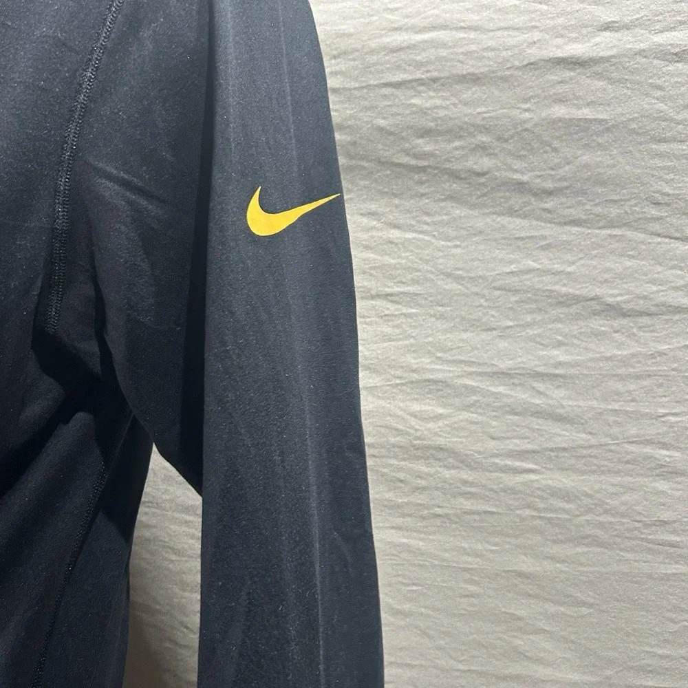 Nike small are
